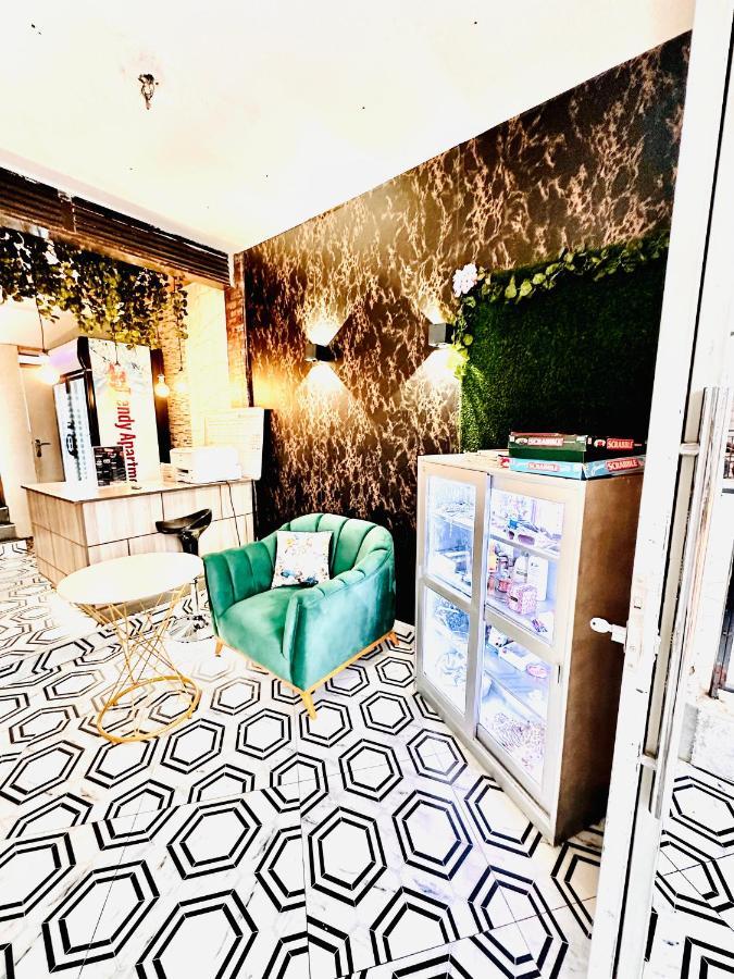 Trendy Apartments Ентебе Екстериор снимка