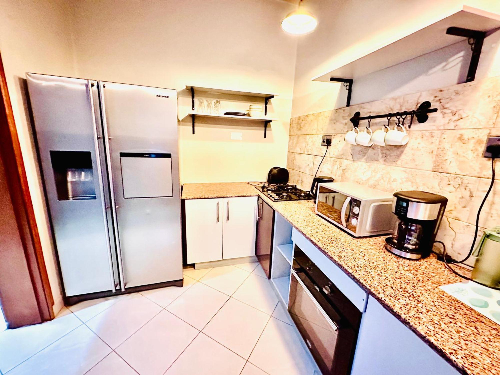 Trendy Apartments Ентебе Екстериор снимка