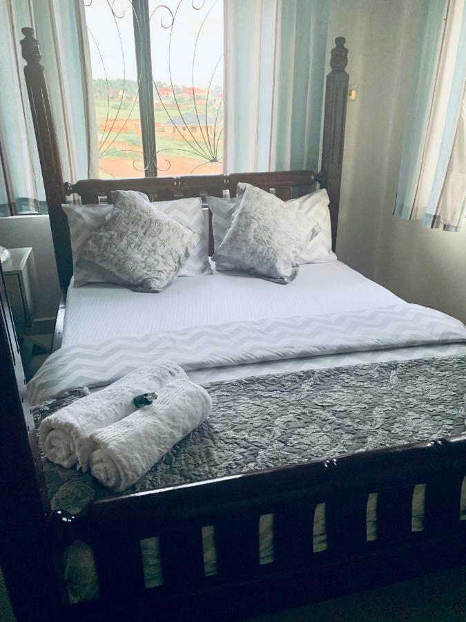 Trendy Apartments Ентебе Екстериор снимка